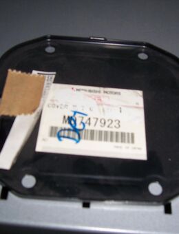 MD747923 Getriebedeckel unten diverse Mitsubishi-Modelle - Hannover Vahrenwald-List