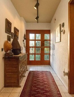 Einfamilienhaus mit 211m², Loggia, Garten Richtung Sonnenuntergang und Sanierungsbedarf in Hagenbach - Hagenbach