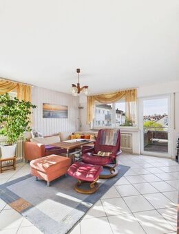 Helle 3,5-Zimmer Wohnung mit großem Balkon in Grunbach - Remshalden