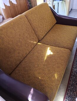 Doppelbettcouch, Anbauwand und Tisch zu verschenken - Sagard