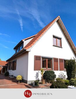 Wohnhaus mit Einliegerwohnung und Gartenidylle in Weyhe - Weyhe