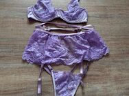 Neues lila Dessous Unterwäsche Set Gr. S Spitze - Hamburg