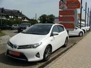 Toyota Auris, 1.8 VVT-i Hybrid, Jahr 2015 - Rutesheim