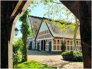 Traditionelles, reetgedecktes Fachwerkbauernhaus Ensemble mit Stall und Gästehaus - Stade (Hansestadt)