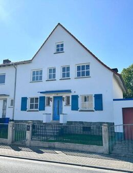 Bad Homburg Ober-Eschbach: entkerntes Doppelhaus mit großem Garten [von privat] - Bad Homburg (Höhe)