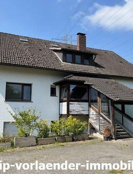 Wohnhaus mit 4 Wohneinheiten sowie 4 Garagen! - Windeck