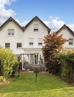 Energetisch gut modernisiertes Reihenmittelhaus mit Garten, Stellplatz, Wallbox und Photovoltaik - Oberhausen