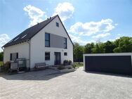 Eleganz trifft Raum & Ruhe - Hochwertiges Einfamilienhaus mit Doppelgarage und Gartenidyll - Simmelsdorf
