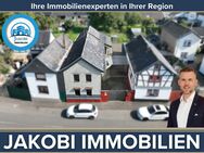 Preisattraktives Einfamilienhaus mit viel Potential in Bad Münstereifel - Iversheim - Bad Münstereifel