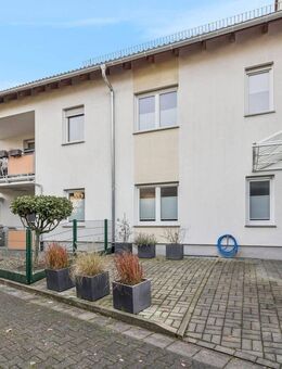 Hochwertige Eigentumswohnung mit zwei Loggien und Aufzug in Heusenstamm - Heusenstamm