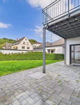 Moderne 4-Zimmer-Wohnung im kernsanierten Dreifamilienhaus - mit Garten & Doppelgarage - Saarburg