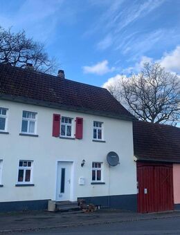 Bauernhaus,Alleinlage,freistehend, 55765 Elchweiler,mitten im Nationalpark Hunsrück-Hochwald mit FeWo und weiteren vielfältigen Nutzungsmöglichkeiten. - Elchweiler