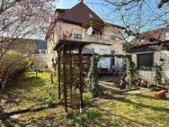 2-Familienhaus mit ausgebautem Dachgeschoss, Doppelgarage, Gewölbekeller uvm. in 74348 Lauffen! - Lauffen (Neckar)