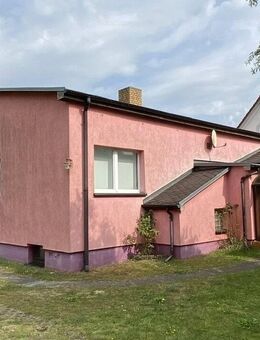 Großes Grundstück mit Gebäudebestand - Zempin