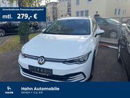 VW Golf Variant, 1.5 Golf VIII eTSI Life, Jahr 2022 - Fellbach