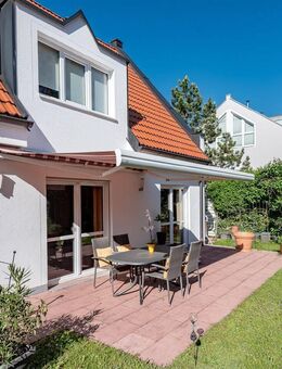 AIGNER - Freistehendes EFH mit eingewachsenem Garten in Südausrichtung - Grünwald