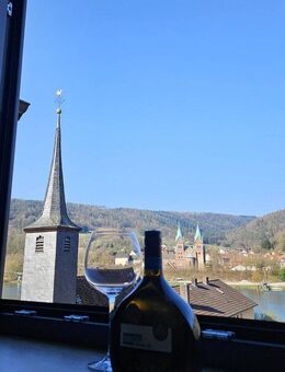 Mainblick inklusive: Stilvoll ausgestattete Dachgeschosswohnung in idyllischer Lage - Preis VB - Neustadt (Main)