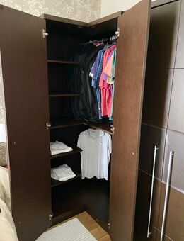 Eckschrank mit 2 Kleiderstangen und 6 Regalböden - wenge holz - Wiesbaden