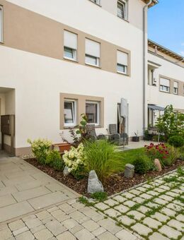 Neuwertige, leerstehende und charmante 3-Zimmer-Wohnung in Neufahrn mit Balkon & Terrasse - Neufahrn (Niederbayern)
