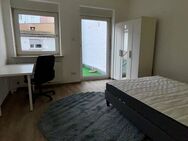 vollmöbliertes WG Zimmer in 6er WG mit exklusivem Zugang zu großem Balkon - Würzburg