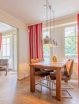 2,5 Zimmer Ferien-Schmuckstück Bestlage im Seepark Sellin, 1. Etage, Tiefgaragenplatz inkusive! - Sellin (Ostseebad)