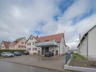 Großzügiges Wohn-/ und Geschäftshaus in Aldingen - Aldingen