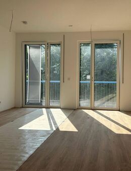 **NEUBAU** 3 Zimmer Maisonettewohnung mit Balkon - Coburg