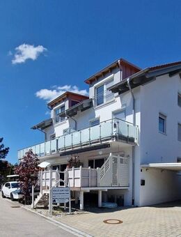 Doppelhaushälfte mit 2 Ferienwohnungen und 1 Maisonette-Wohnung zur Eigennutzung und Kapitalanlage - Füssen