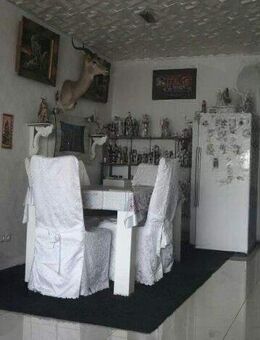 Komfort trifft Eleganz - stilvoll sanierte Eigentumswohnung mit Garten und großer Garage - Nürnberg