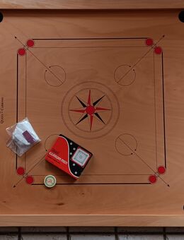 Queens-Carrom im Originalkarton - Essen
