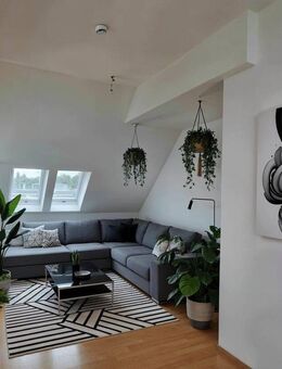 Gemütliche Eigentumswohnung im DG in grüner Wohnanlage - vermieten oder selbst einziehen - Berlin