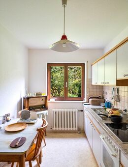 Vermietete 2-Zimmer-Wohnung mit zwei Balkonen in erstklassiger Wohngegend! - Baden-Baden