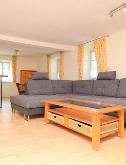 Möblierte 3-Zimmerwohnung in Kolitzheim/Stammheim mit Balkon - Kolitzheim