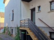Beckingen: Einfamilienhaus mit ca. 105 m² Wfl., Garage und Garten sucht ambitionierten Handwerker! - Beckingen