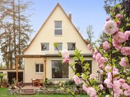Großzügiges Einfamilienhaus von 1937 mit Wintergarten in Spitzenlage von Finkenkrug - Falkensee