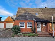 Gepflegte Doppelhaushälfte mit Einliegerwohnung, Garage und weitläufigem Garten in Schleswig Nord - Schleswig