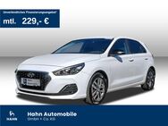 Hyundai i30, 1.0 TGDI YES, Jahr 2019 - Backnang