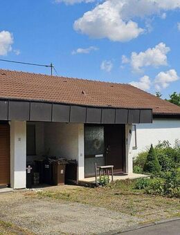 Freistehendes Haus mit grossem Grundstück - Neuffen
