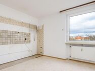 Renovierungsbedürftige 4-Zimmer-Wohnung mit Einzelstellplatz - Möglichkeit zu 5-Zimmer-Wohnung! - München