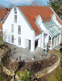 von Behm Immobilien - unauffällig - authentisch - repräsentativ EFH mit ELW in ruhiger Lage von Mainburg - Mainburg