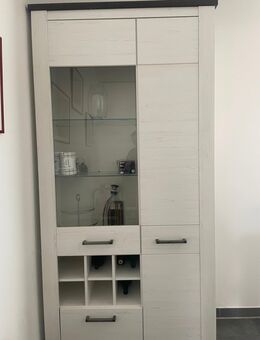 Vitrine - Weiß - Dortmund Brücherhof