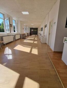 +++Sofort verfügbar: Großzügige Wohn- und/oder Geschäftsräume mit Parkplätzen im Herzen von Burgalben+++ - Waldfischbach-Burgalben