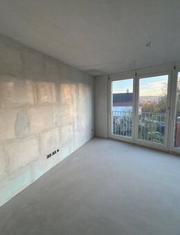 Stuttgart-Feuerbach: Helle 2-ZW mit Balkon am Ortsrand - Stuttgart