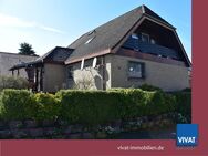 Familienglück mit Garten und schöner Aussicht! Großes EFH mit ELW. 2 Garagen und Stellplätze. - Weilrod