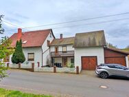 Einfamilienhaus mit Blick auf die umliegenden Gewässer. - Nahetal-Waldau