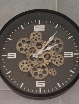 Coole Steampunk Wanduhr mit beweglichen Zahnrädern - Willanzheim