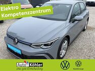 VW Golf, GTE Hybrid Plus-Scheinwerfer Sport, Jahr 2022 - Mainburg