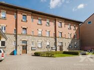 Einziehen oder weiter vermieten: Renovierte 2-Zimmer-Wohnung + Carport in zentraler Lage Weiden´s - Weiden (Oberpfalz)