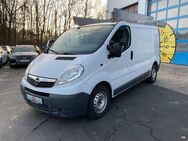 Opel Vivaro L1H1 2,5 dCi AHK - Gießen