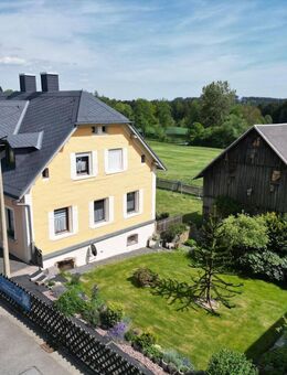 Für Naturliebhaber Wohnhaus mit großer Scheune - Helmbrechts